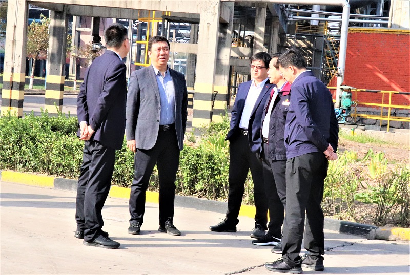 內(nèi)蒙古巴彥淖爾市委副書記李中增一行三人調(diào)研陜西黑貓、龍門煤化工公司